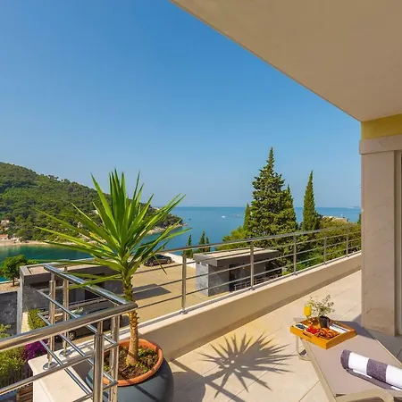 Luxury Mr. Perfect *